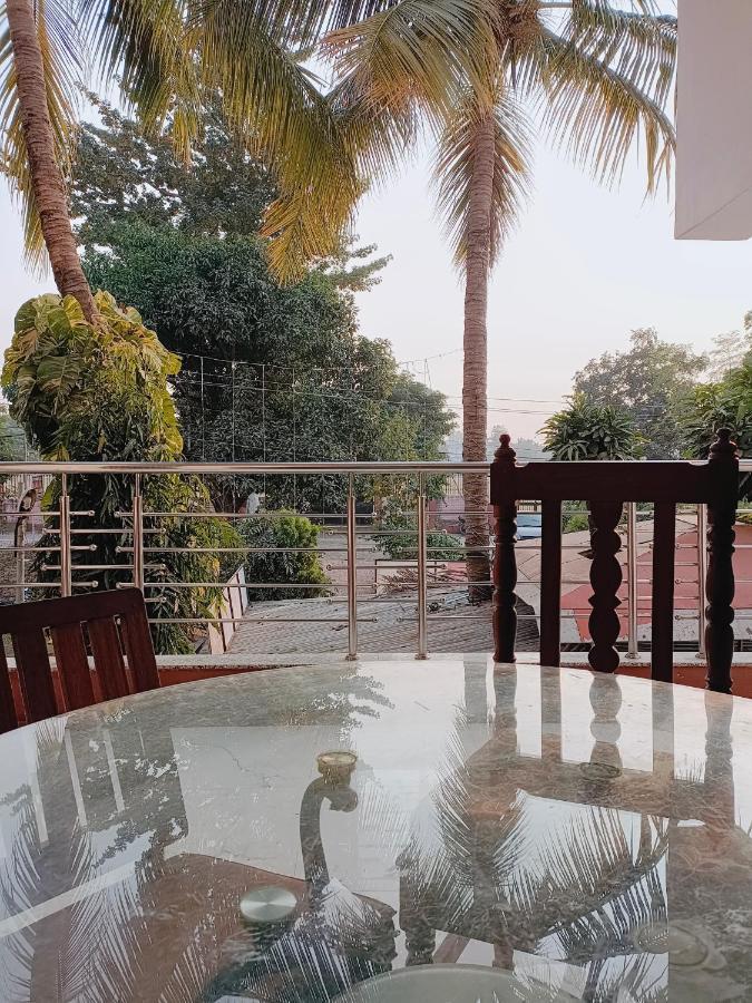The Gupta Guest House Bodh Gaya Exterior photo